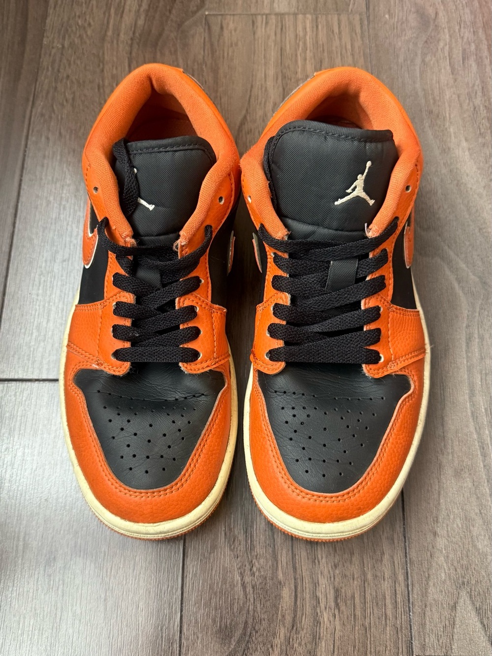 Nike Air Jordan 1 Low GS “Orange/Black” 🍊🖤